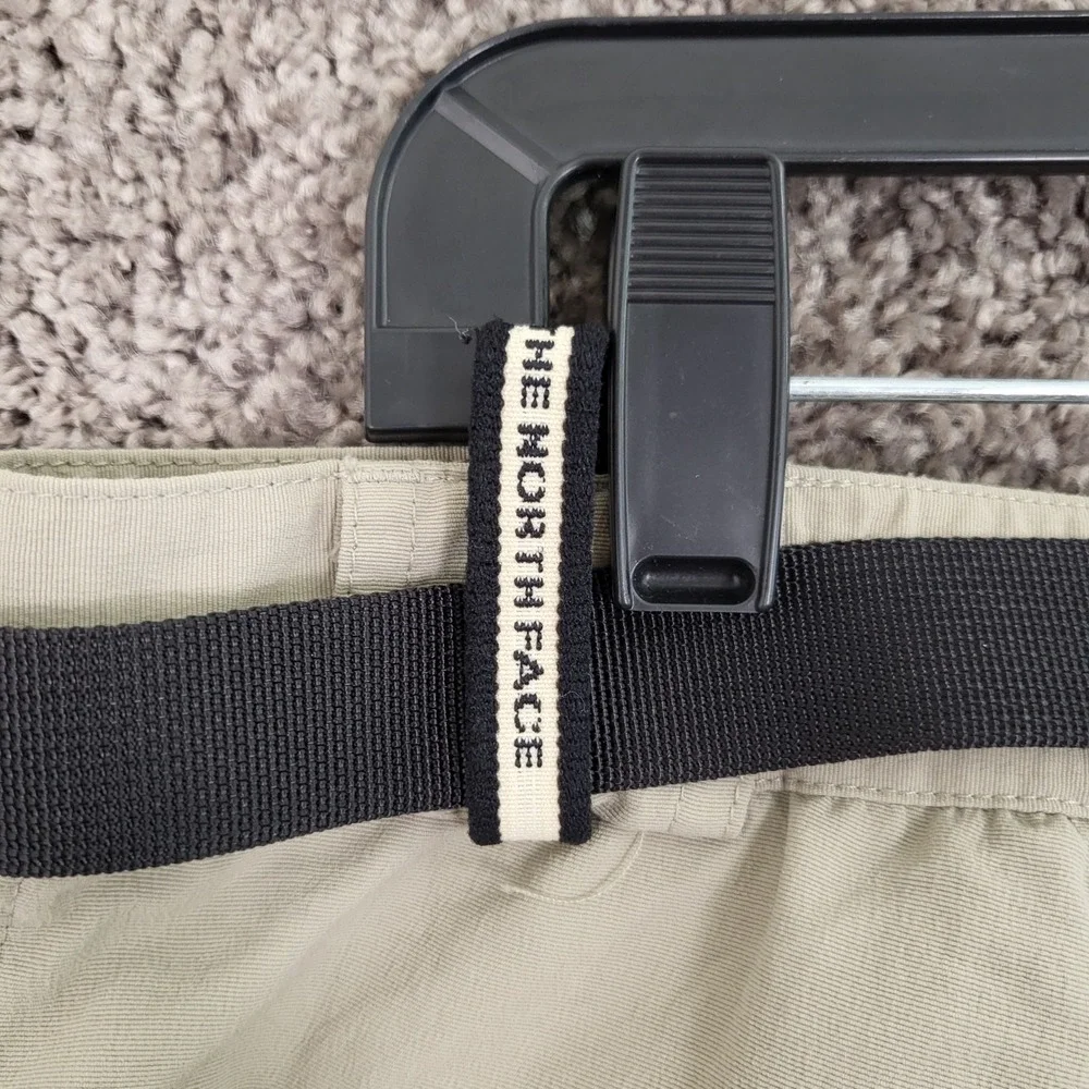 The North Face Convertible Hiking Pants Mens L Beige Outdoor Zip Off Lightweight